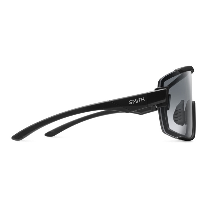 Lunettes de soleil Smith WILDCAT Matte Black / verres Clear Photochromic Grey Hc Oleophobic (003-2W)